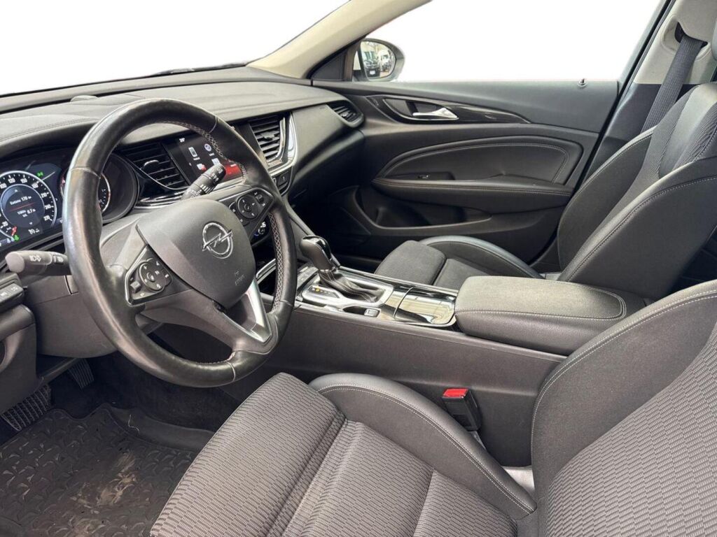Opel Insignia 2018 Valkoinen