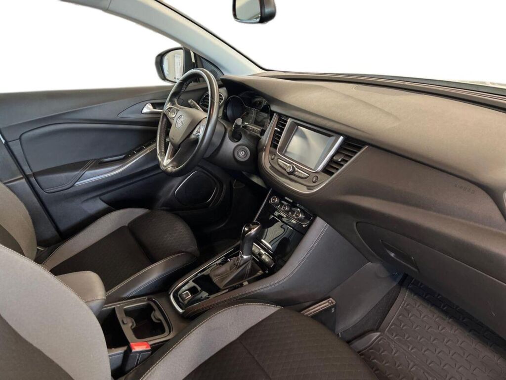 Opel Grandland X 2017 Valkoinen