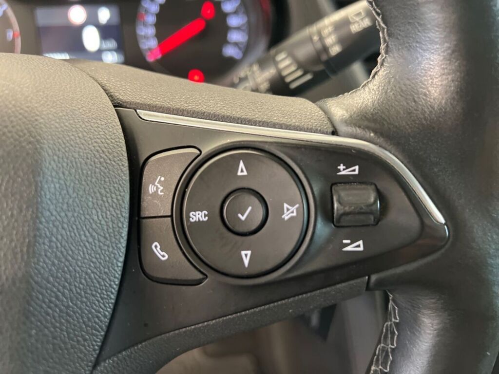 Opel Grandland X 2017 Valkoinen