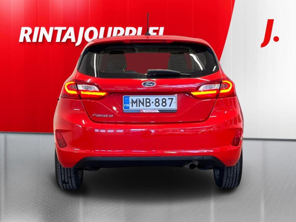 Ford Fiesta 2017 Punainen