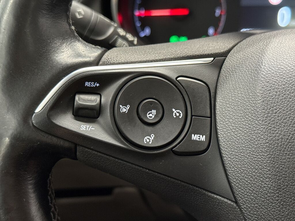 Opel Grandland X 2018 Valkoinen