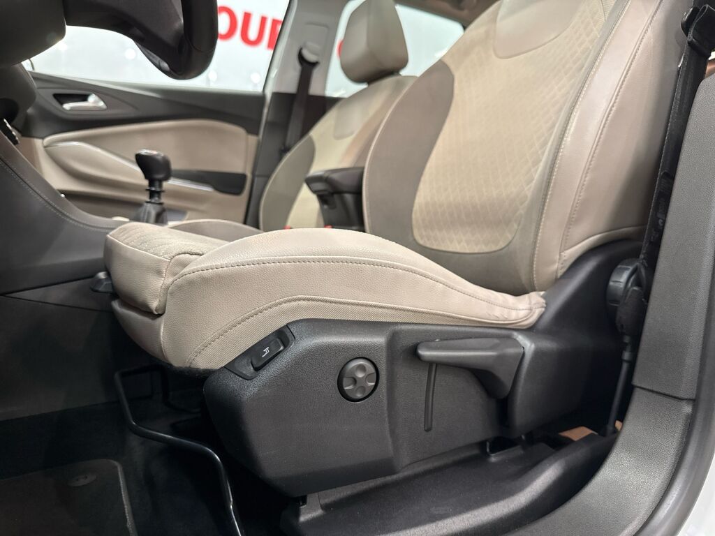 Opel Grandland X 2018 Valkoinen