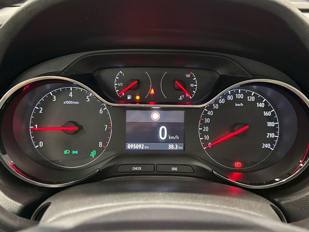 Opel Grandland X 2018 Valkoinen