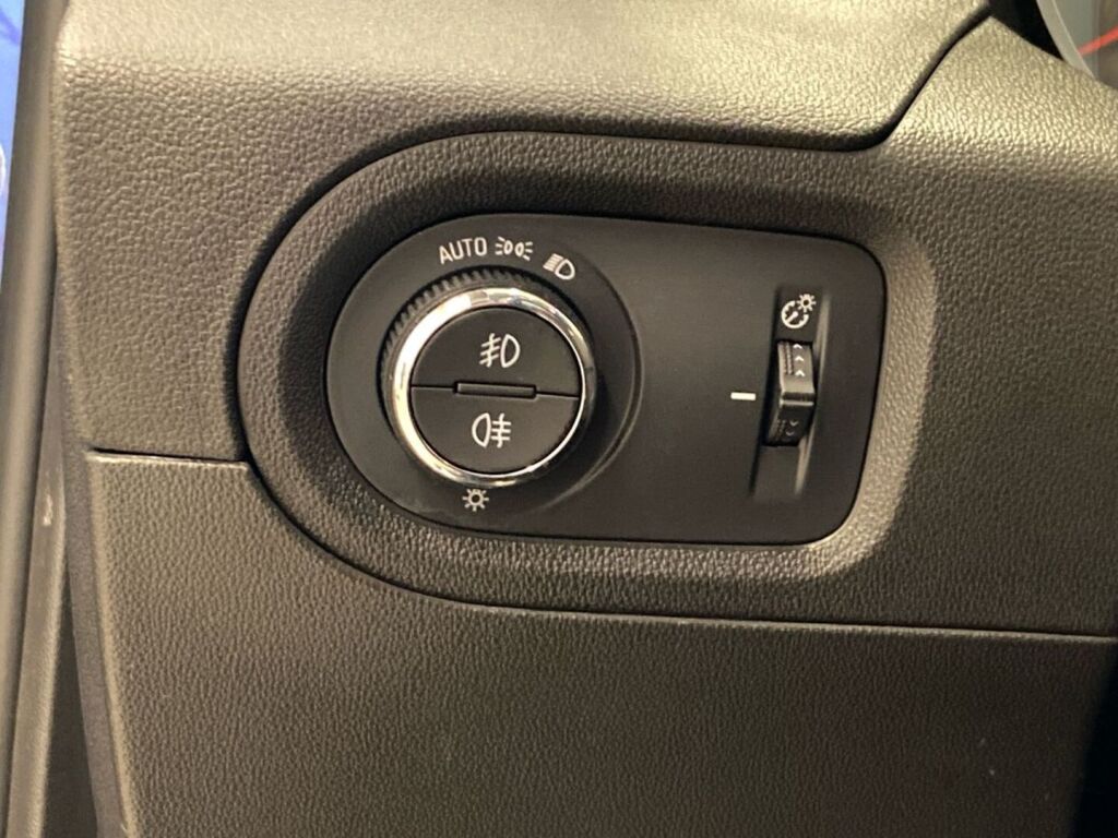 Opel Grandland X 2018 Sininen