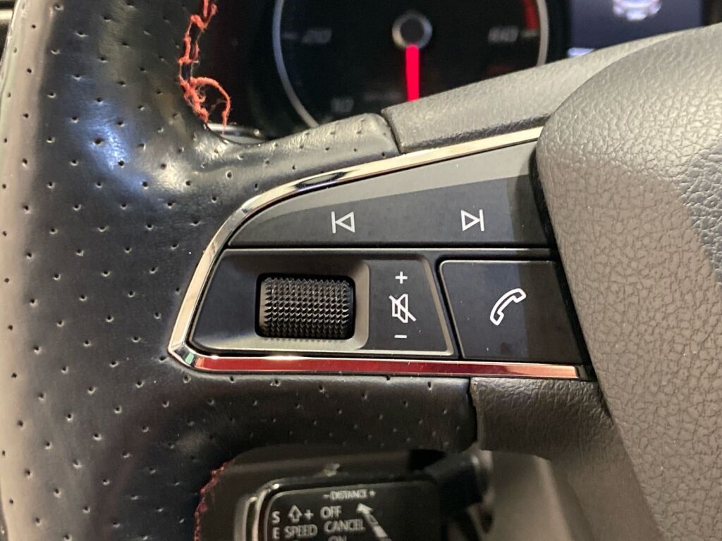 Seat Leon ST 2018 Valkoinen