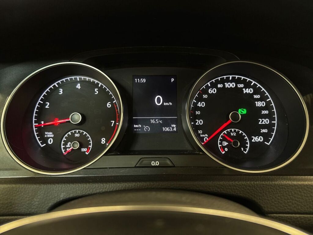 Volkswagen Golf 2018 Harmaa