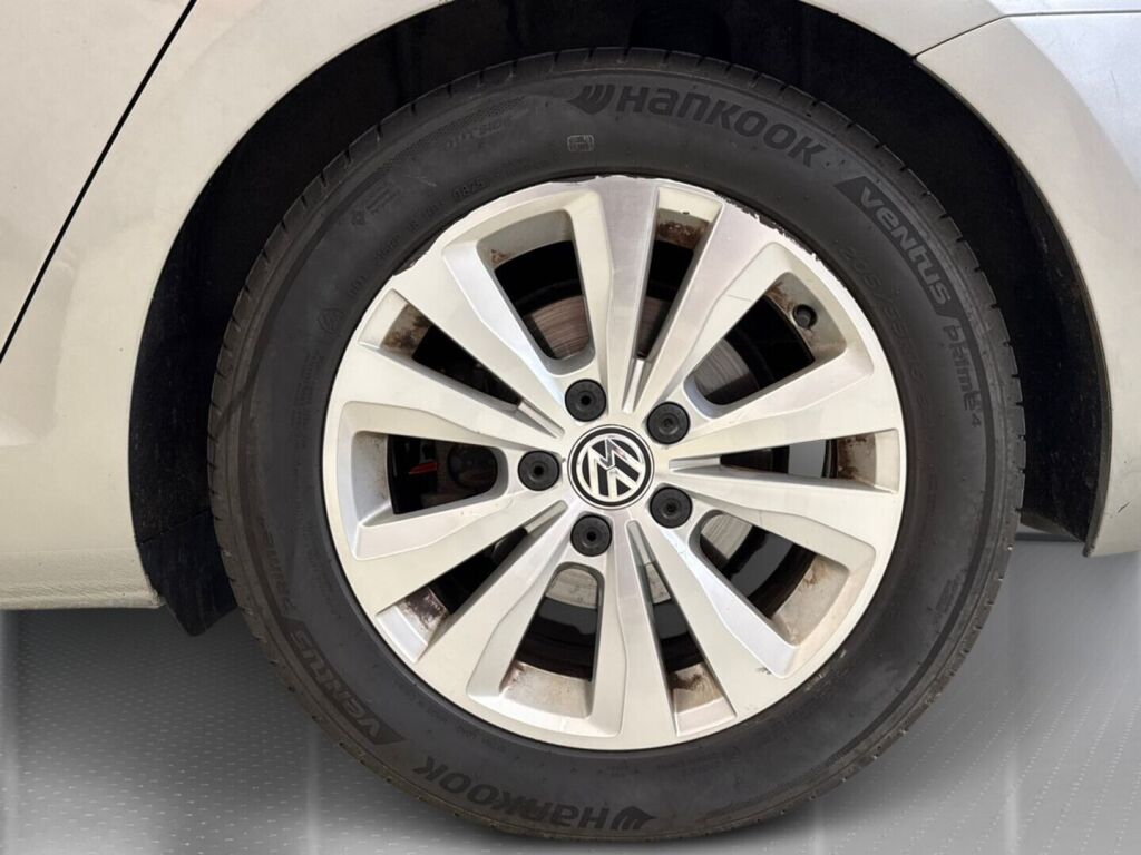 Volkswagen Golf 2018 Harmaa