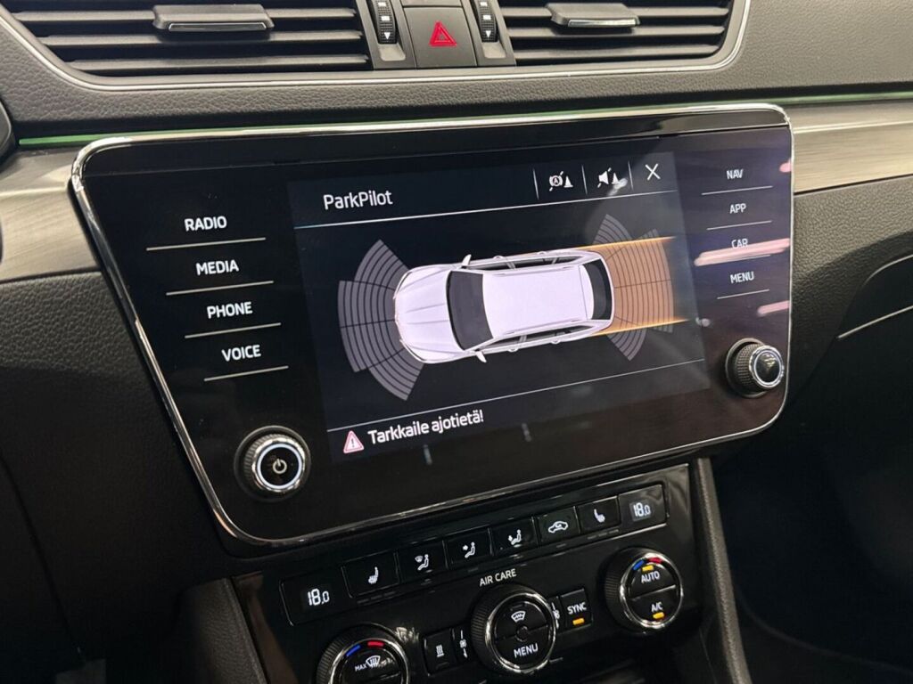 Skoda Superb 2017 Ruskea (beige)