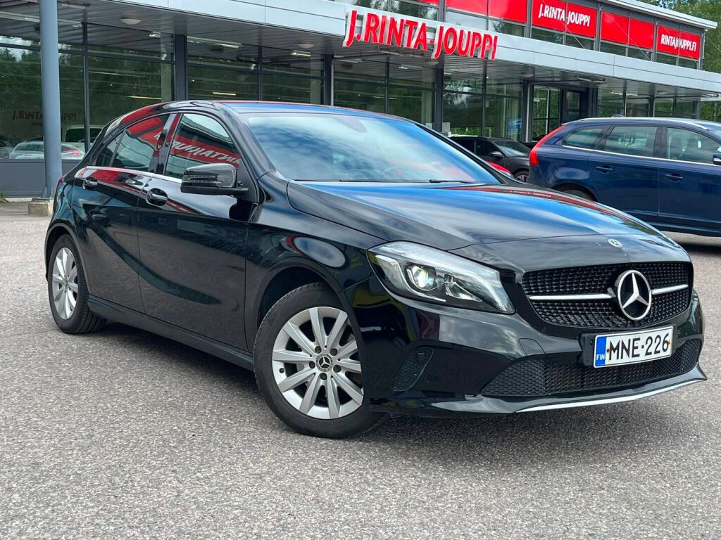 Mercedes-Benz A 2017 Musta