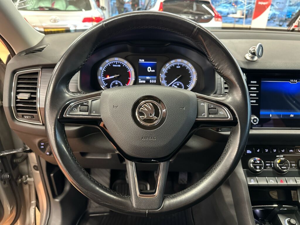 Skoda Kodiaq 2017 Ruskea (beige)