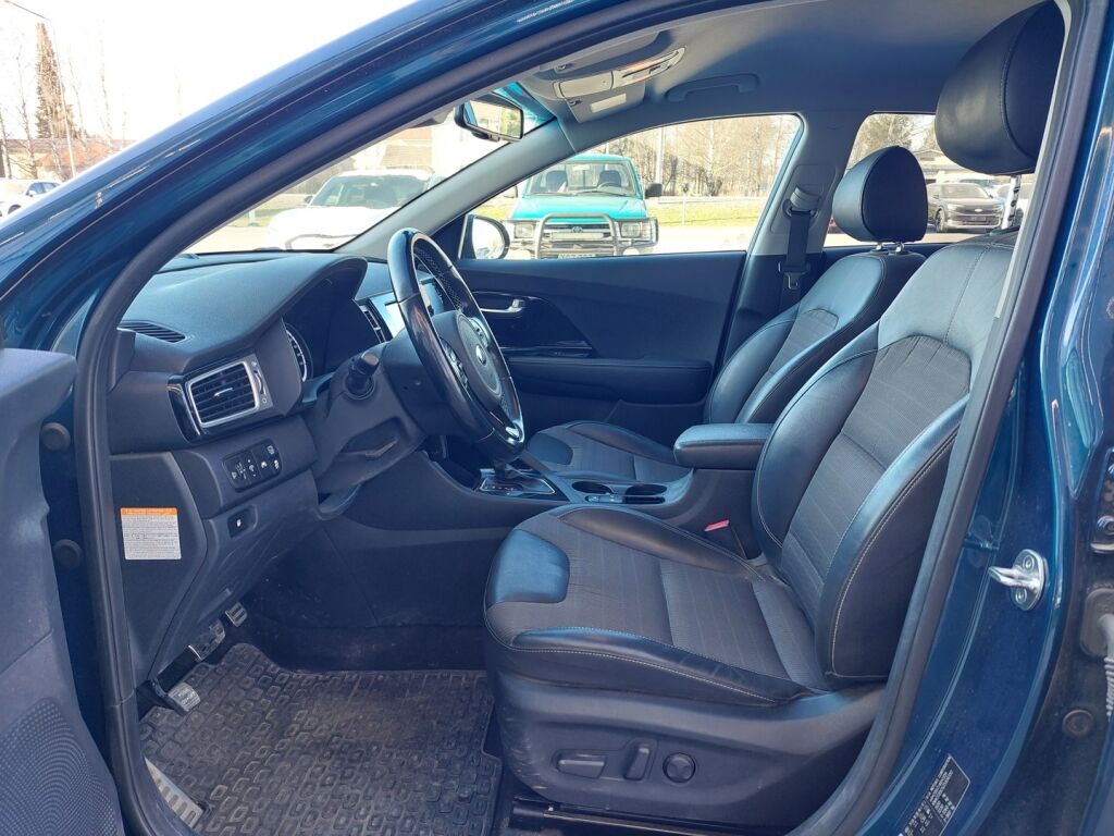 Kia Niro 2018 Sininen