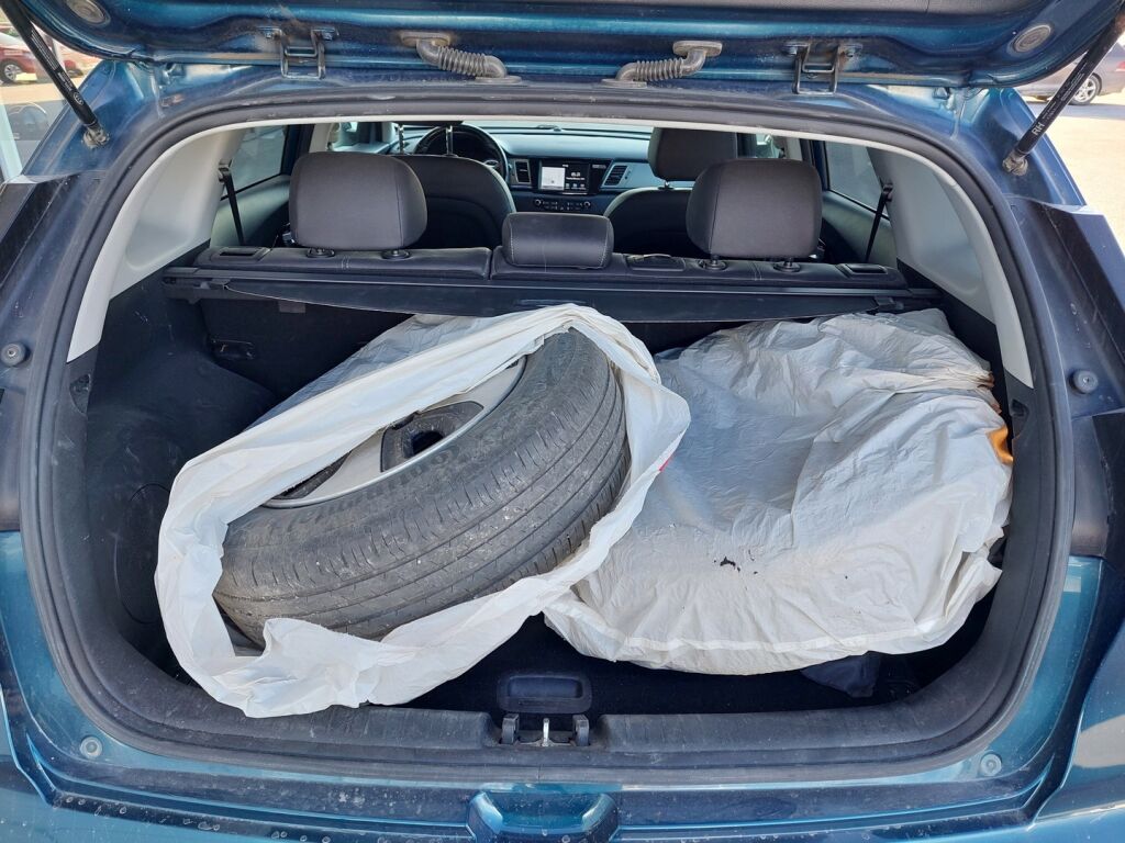 Kia Niro 2018 Sininen