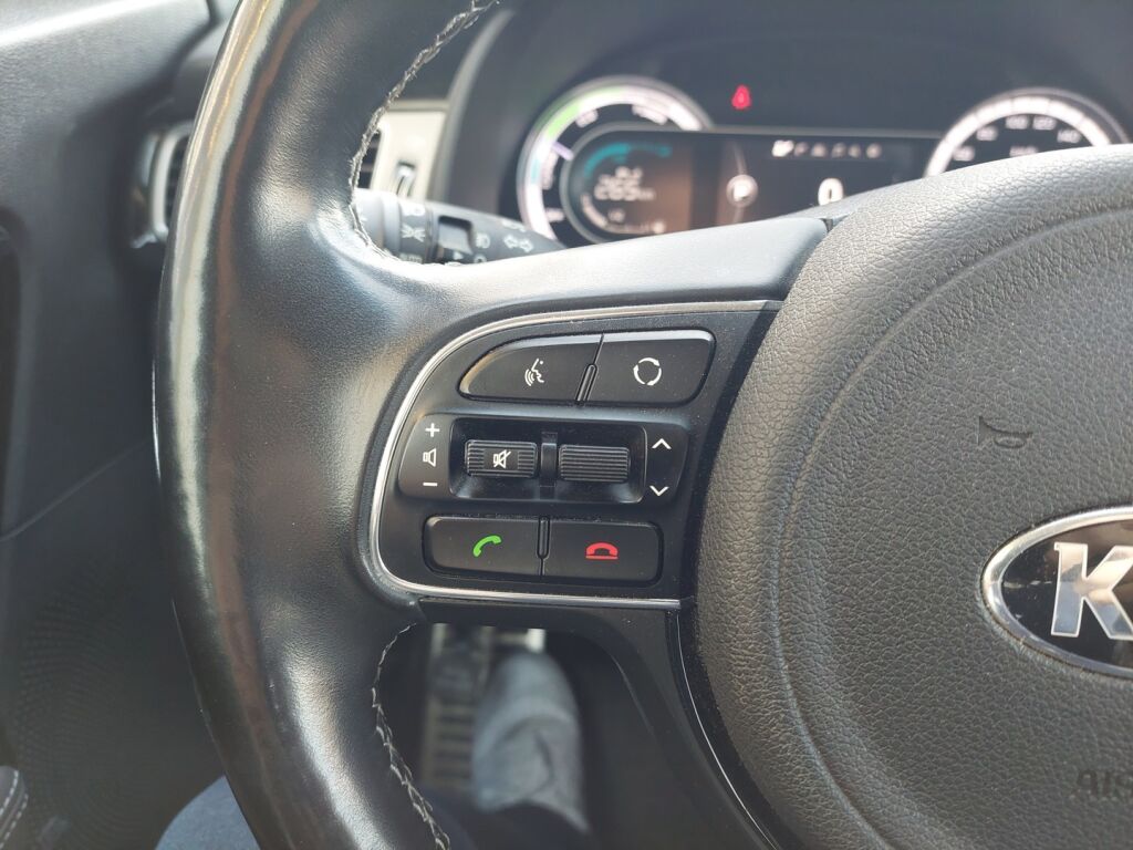 Kia Niro 2018 Sininen