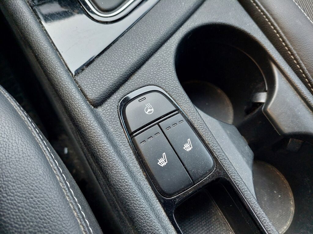 Kia Niro 2018 Sininen