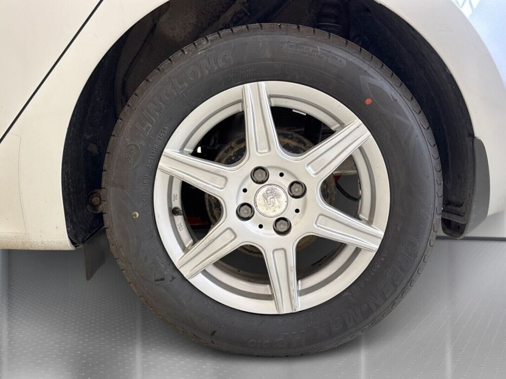 Kia Rio 2018 Hopea