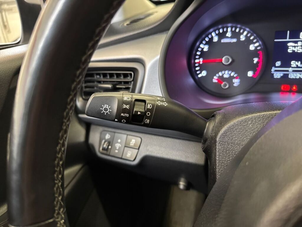 Kia Rio 2018 Hopea