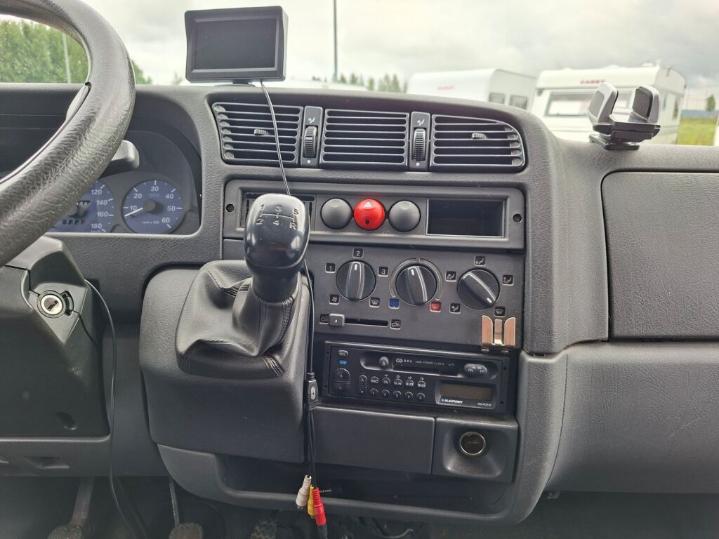 Dethleffs Advantage T6241 2002 Valkoinen