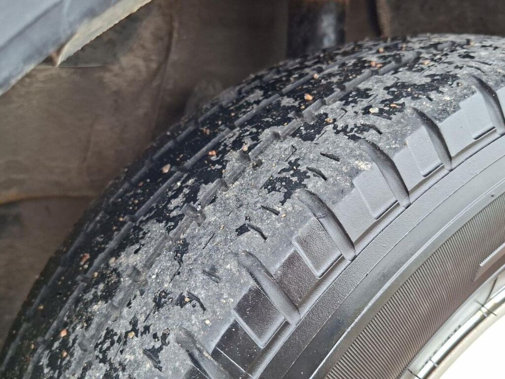 Dethleffs Advantage T6241 2002 Valkoinen