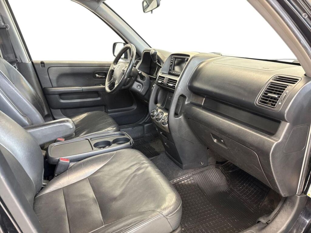 Honda CR-V 2006 Musta