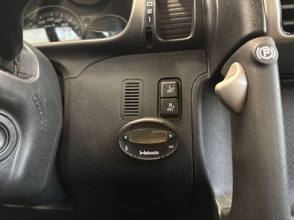 Honda CR-V 2006 Musta