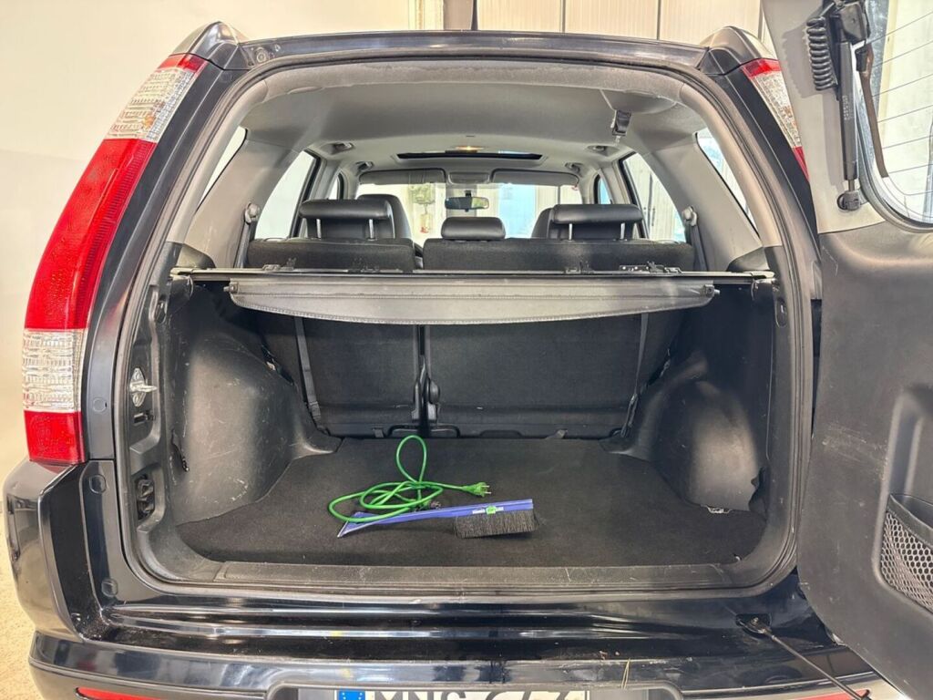 Honda CR-V 2006 Musta