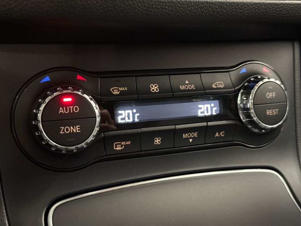 Mercedes-Benz B 2016 Valkoinen