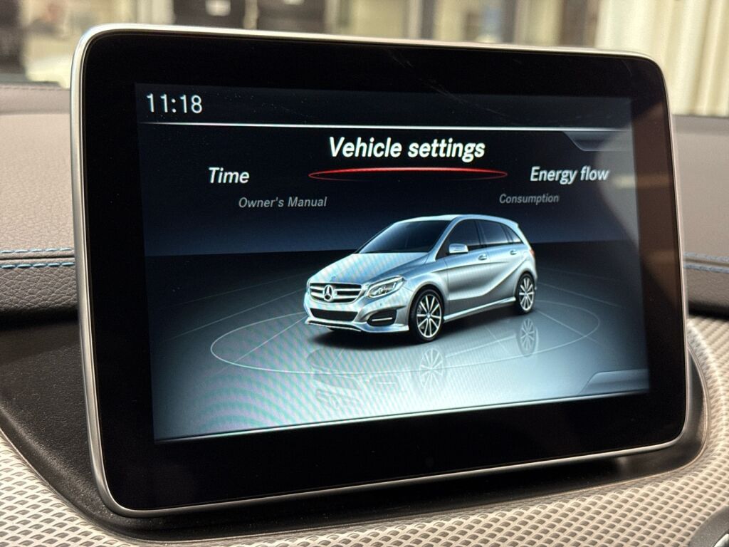 Mercedes-Benz B 2016 Valkoinen