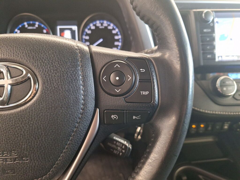 Toyota RAV4 2017 Valkoinen