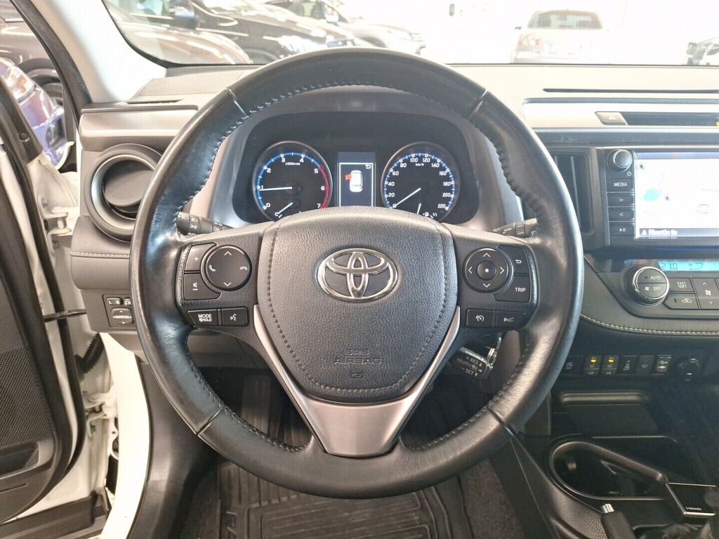 Toyota RAV4 2017 Valkoinen