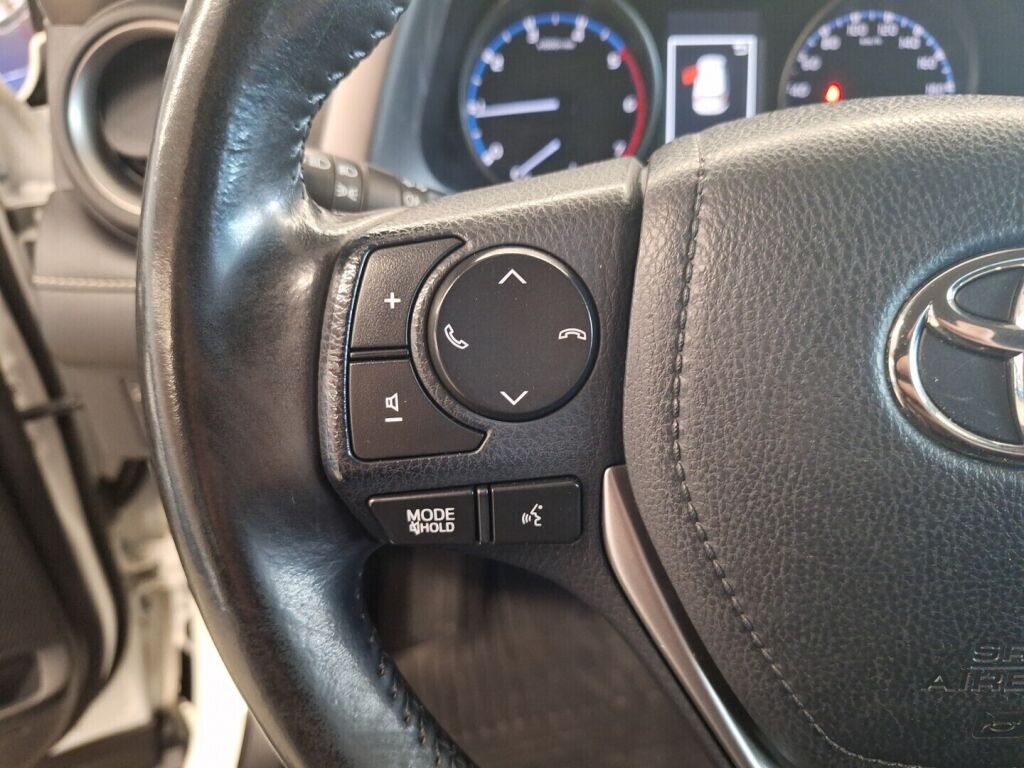 Toyota RAV4 2017 Valkoinen