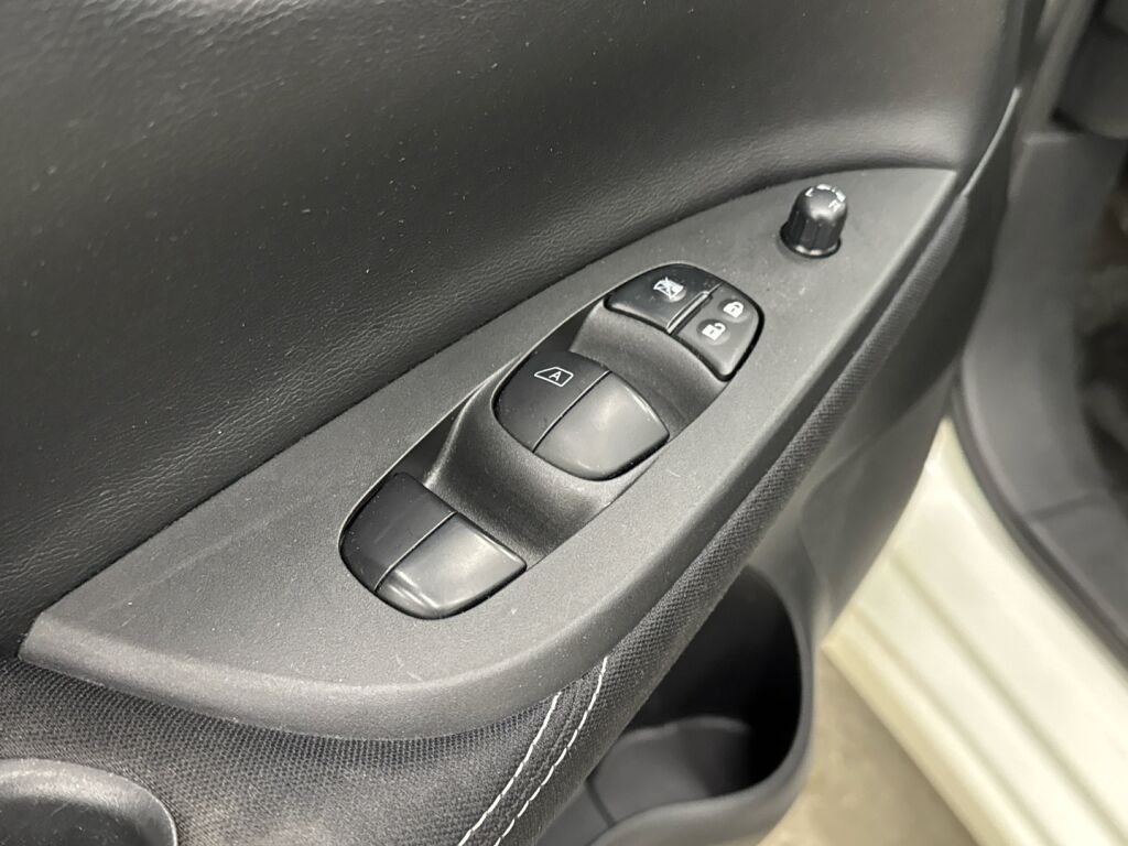 Nissan Pulsar 2018 Valkoinen