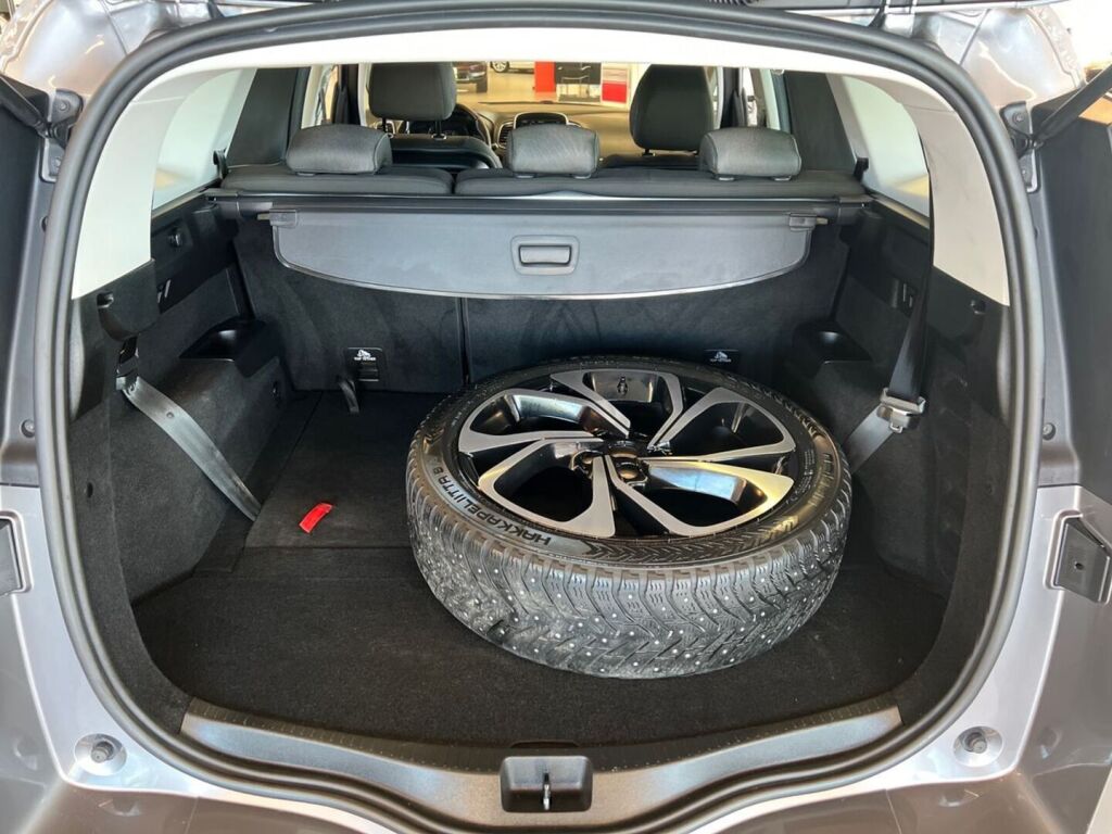 Renault Grand Scenic 2019 Harmaa