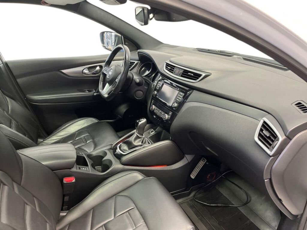 Nissan Qashqai 2017 Valkoinen