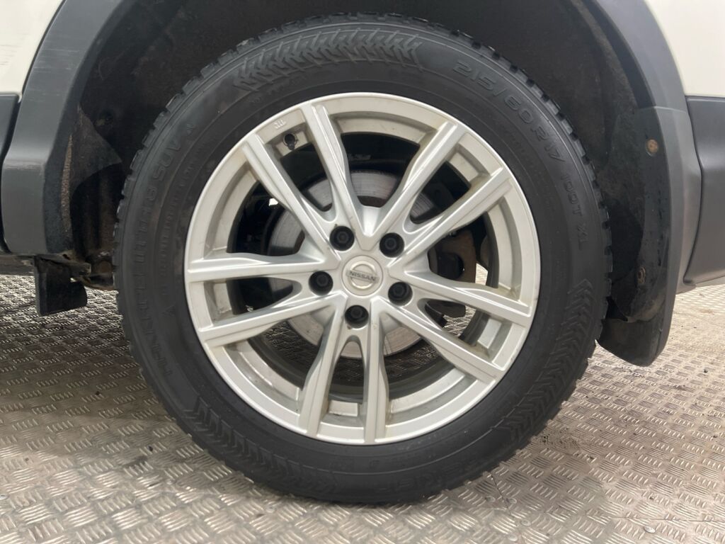 Nissan Qashqai 2017 Valkoinen