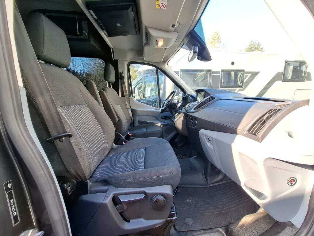 Ford Transit 2018 Harmaa