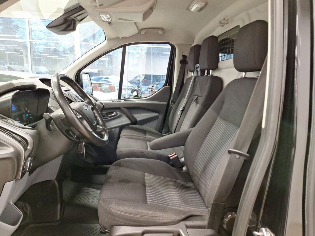 Ford Transit Custom 2018 Musta