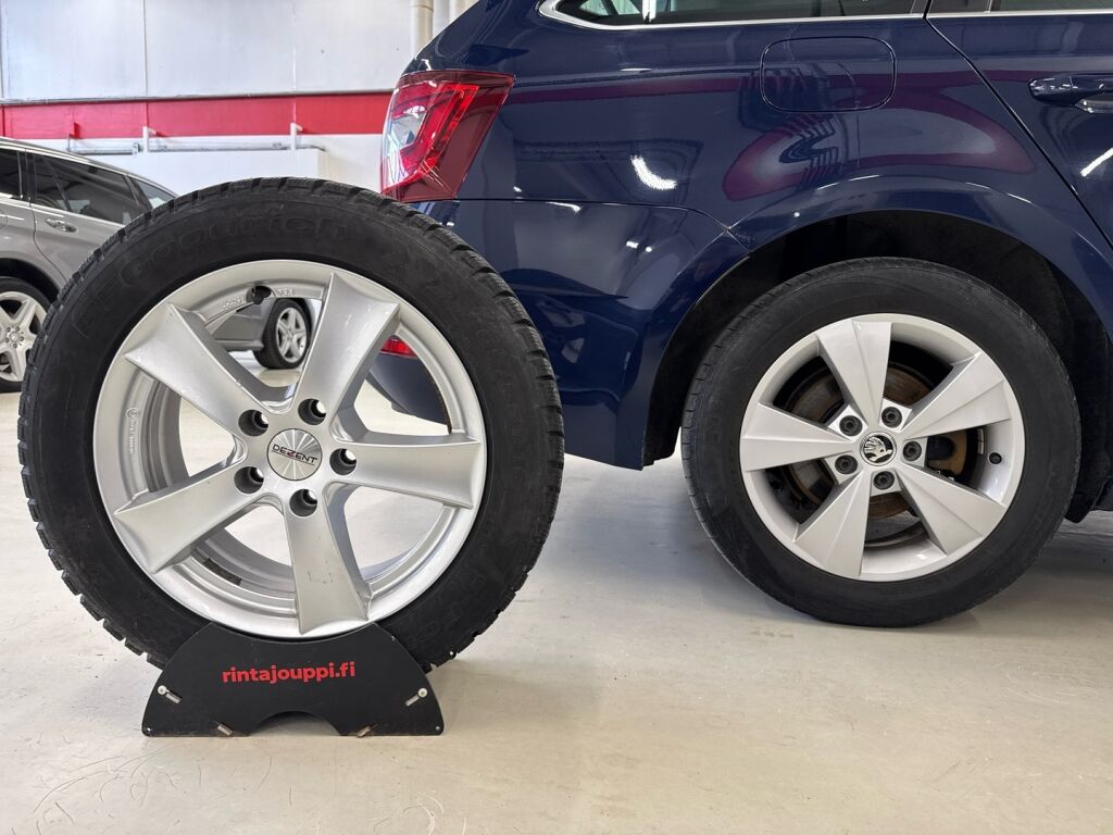 Skoda Octavia 2017 Sininen