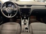 Skoda Octavia 2017 Sininen