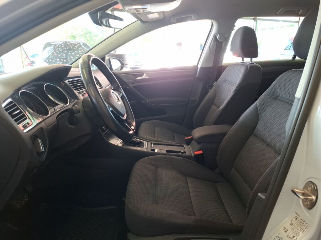 Volkswagen Golf 2017 Valkoinen