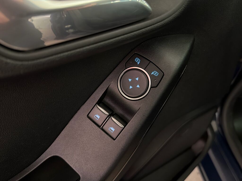 Ford Fiesta 2018 Sininen