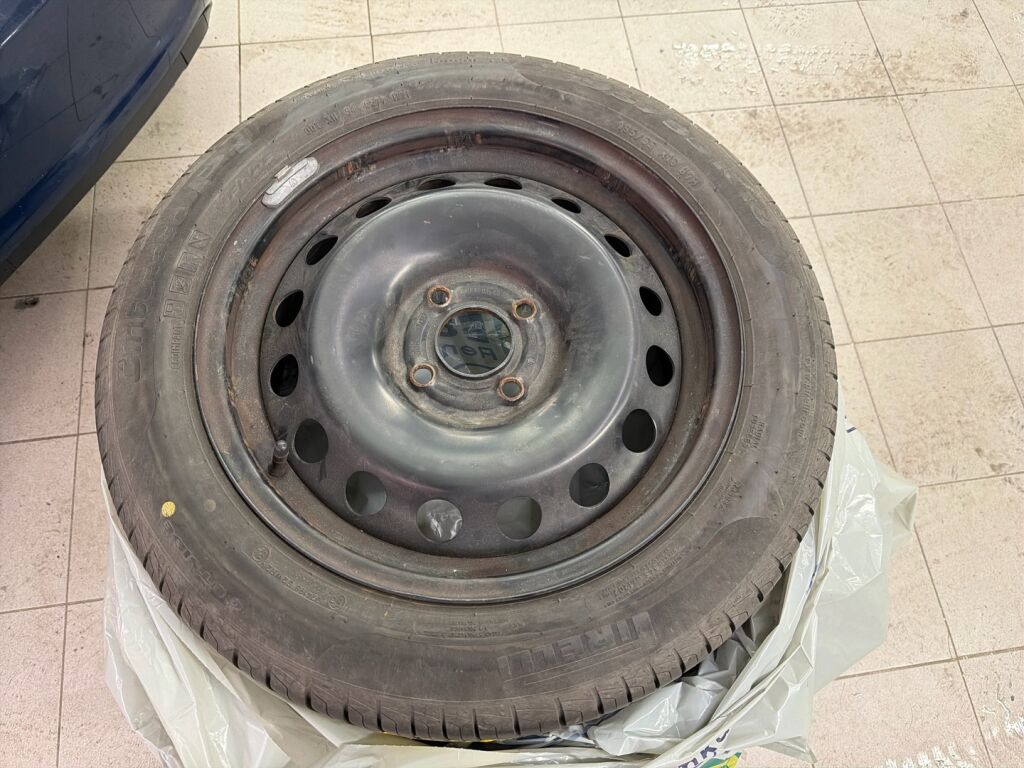 Ford Fiesta 2018 Sininen