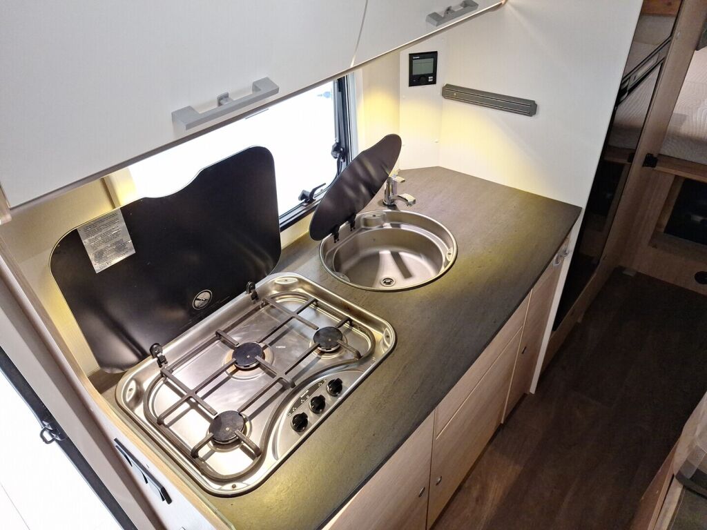 Sunlight A70 2018 Valkoinen