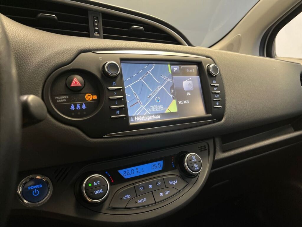 Toyota Yaris 2017 Valkoinen