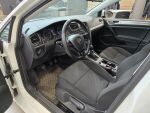 Volkswagen Golf 2018 Valkoinen