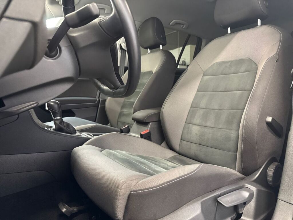 Volkswagen Golf 2018 Harmaa