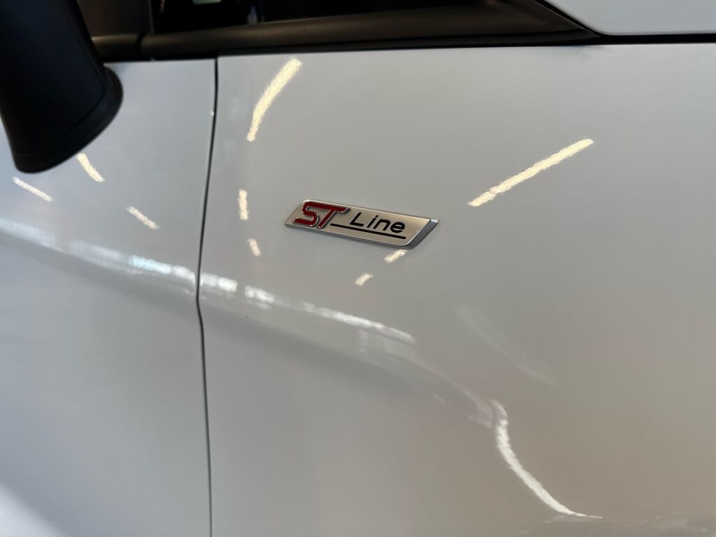 Ford Ecosport 2019 Valkoinen