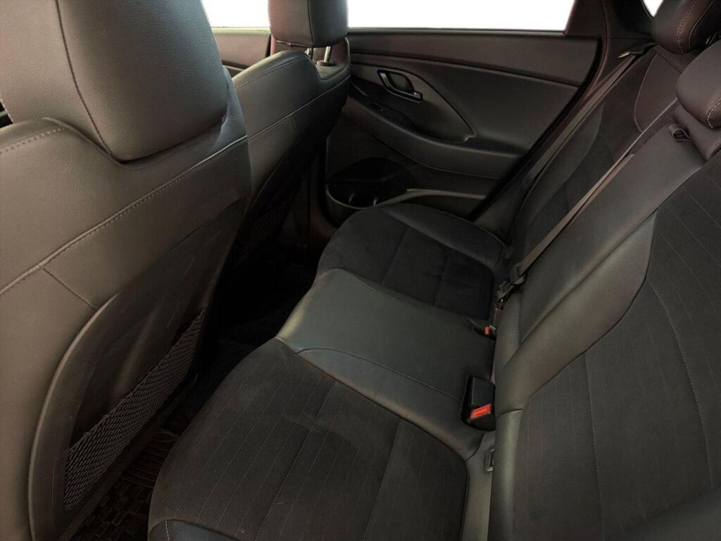 Hyundai i30 5d 2018 Sininen