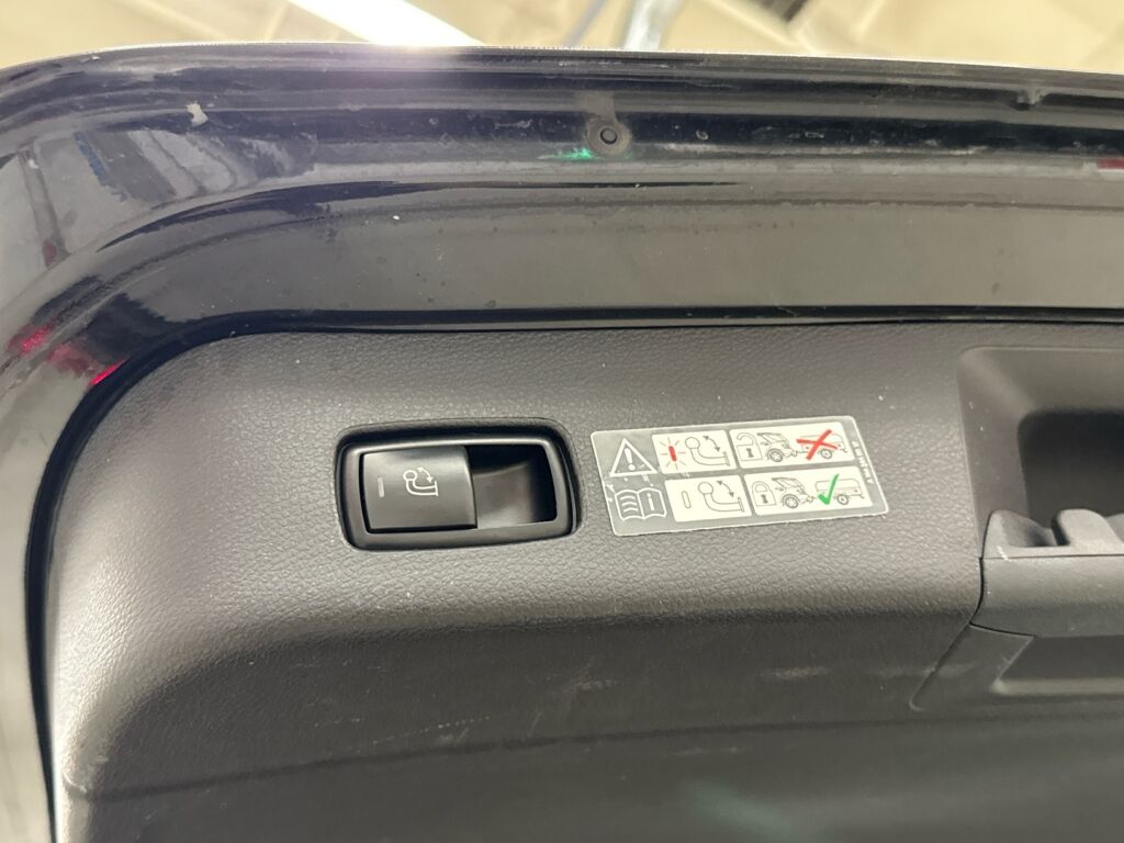 Mercedes-Benz GLE 2015 Musta