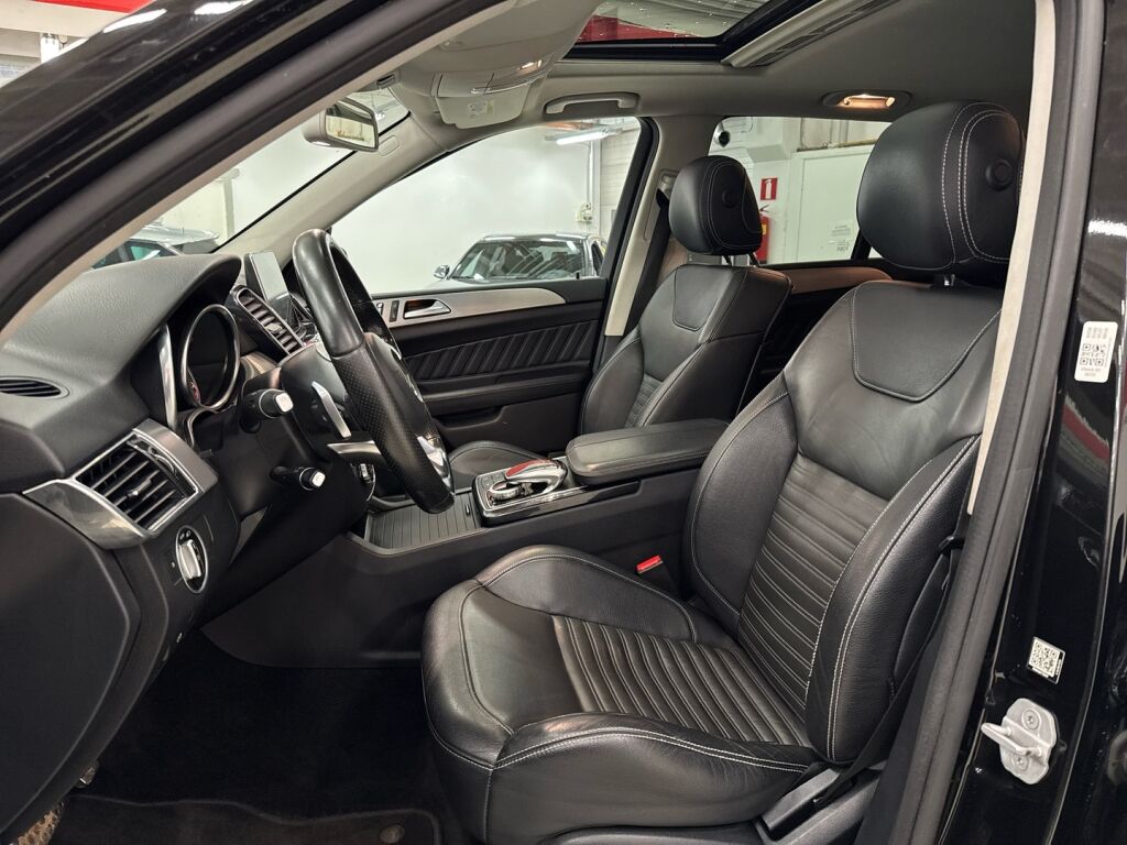 Mercedes-Benz GLE 2015 Musta