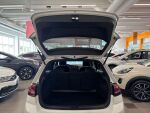 Volkswagen Golf 2018 Valkoinen